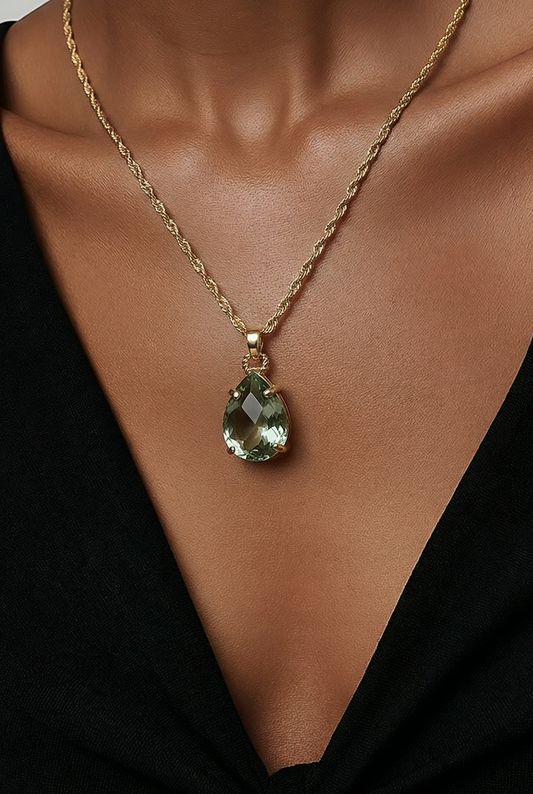 Pendente amuleto con prasiolite