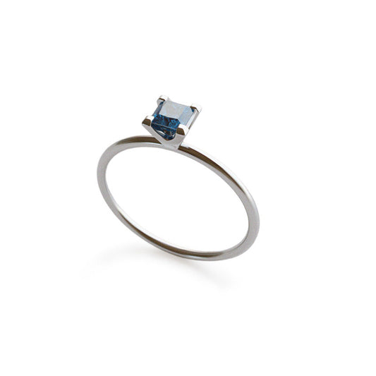 SOLITARIO SQUARE | pre-ordine