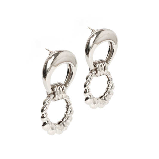 coppia di orecchini simmetrici in argento fairmined 925 etico e sostenibile