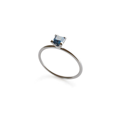 SOLITARIO SQUARE | pre-ordine