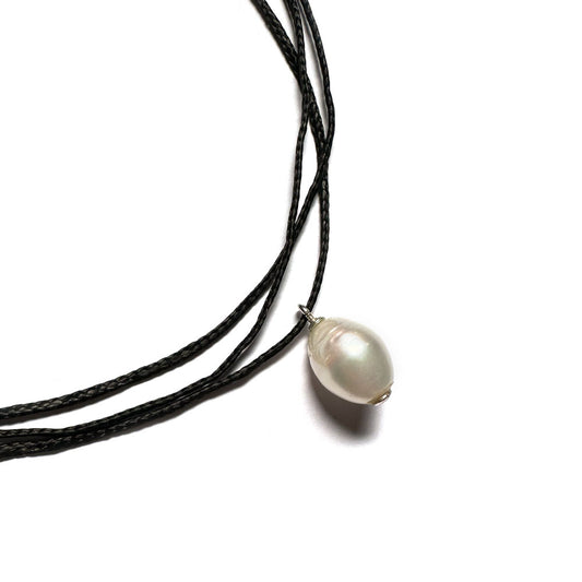 CHOCKER WITH PEARL