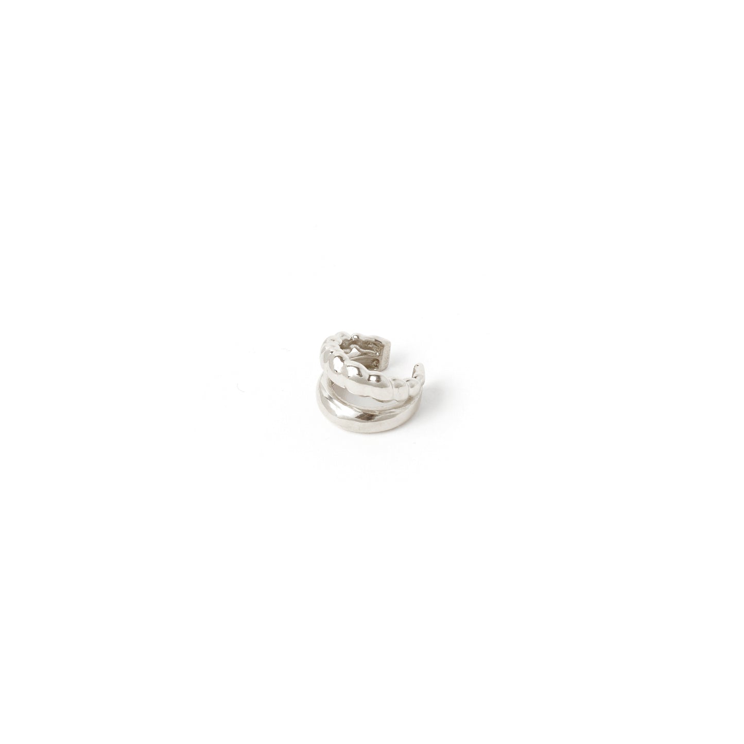 ear cuff in argento fairmined etico e sostenibile interamente fatto a mano da piqué jewelry