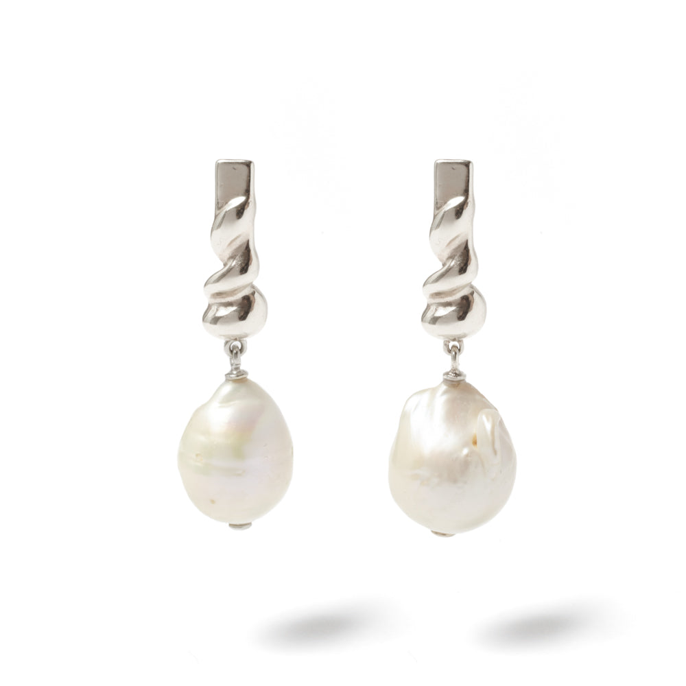 ETES01. DROP EARRINGS WITH PEARL - SILVER