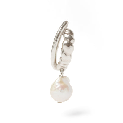 ETES04. HALF MOON EARRING WITH PEARL - SILVER